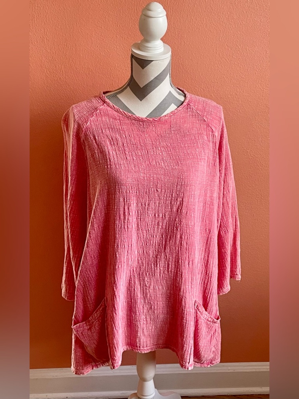 Jess and Jane Relaxed Pink Textured Tunic with Front Pockets